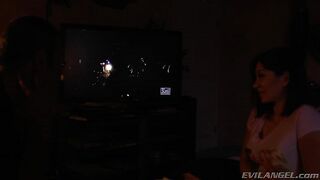 2013-11-27-69505-john-staglianos-commentaries_540p