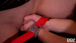 2017-02-24-43921-deeply-fisted-lesbian-dominatrix-penetrates-her-ba_720