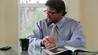2017-11-30-114790-my-stepdaughters-ass-scene-01_540p
