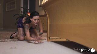 2024-10-27-2078412-rebecca-costa-eats-the-black-girls-pussy-and-takes_720