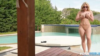 2017-01-06-44302-a-milf-and-her-magic-wand-poolside-pussy-play_720