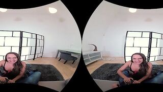2017-03-30-43978-spermsucker-vr-blowjob-fills-horny-babes-mouth-wit_720
