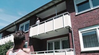 2022-07-29-the-sperm-gun-is-in-position_stream