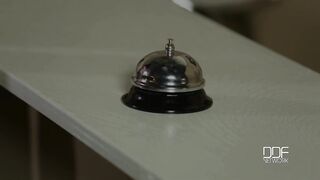2015-10-03-45160-restless-motel-nights-neighbors-fucking-keeps-her_720