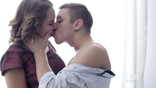2015-09-22-44966-friends-to-lovers-threesome-has-anal-afternoon_720