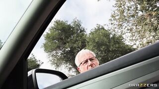 2022-11-09-8259461-best-lil-fuck-ranch-gloryhole-squirt-tent_480