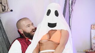 2022-10-27-8227021-ghost-swap_480