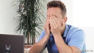 2021-09-14-4472971-work-from-home-hump-fest_480