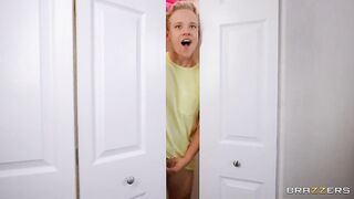 2021-07-26-4465871-cheater-gets-the-dildo-drawer_480