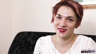 2020-01-18-aussie-redhead-river-debuts_720p