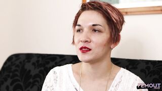 2020-01-18-aussie-redhead-river-debuts_720p