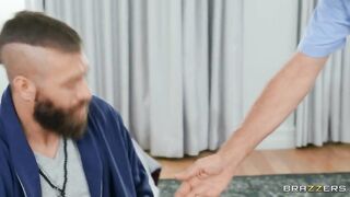 2020-12-25-4421272-swap-in-for-a-facial_480