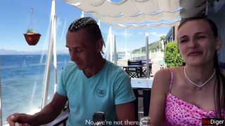swingers-couples-meet-for-a-wife-swap-and-have-pas