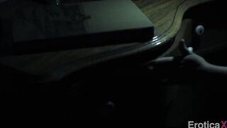 2018-03-14-130368-who-calls-the-cops_540p