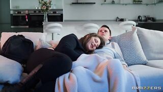 2020-08-17-4417610-fixing-my-daughters-boyfriend_480