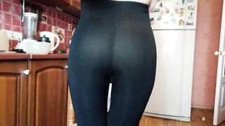 sweetie-fox-stepsister-asked-stepbrother-to-shoot-her-ass