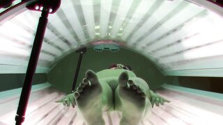 milfs-hidden-solarium-moment