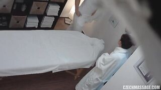 beauty-queen-blows-her-masseur-for-extra-service