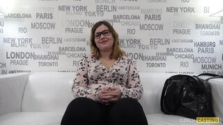 czech-casting-karolina-8386_1080