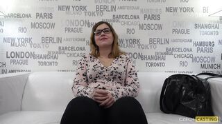 czech-casting-karolina-8386_1080