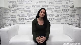 czech-casting-lucie-6602_1080