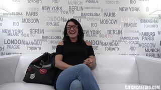 czech-casting-andrea-6387_1080