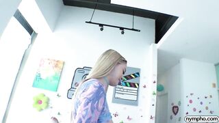 slippin-into-amber_stream