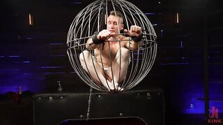 2023-05-17-kink-104362-yes-queen-betty-betty-solace-doms-baxxx_low