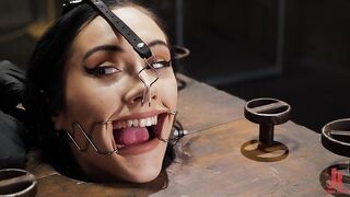 2021-11-04-kink-102087-fresh-flesh-jazmin-luv_low