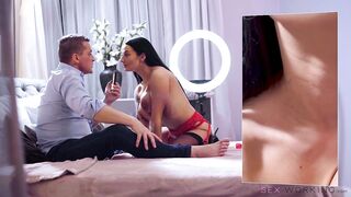 pov-sex-tape-with-squirting-babe_720