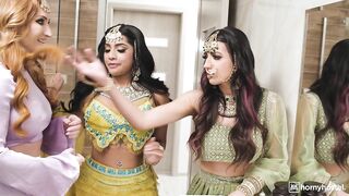 desi-sluts-swap-cock_720