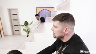 desi-sluts-swap-cock_720