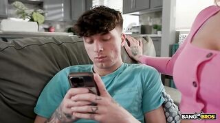 stepmoms-horny-idea_480p