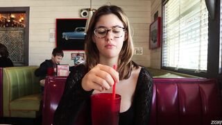 ellie-nova-chuy-s-date_