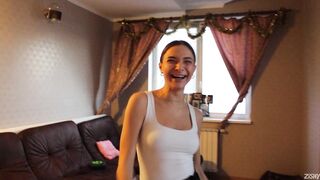 hanna-nasochi-happy-baby-pose_