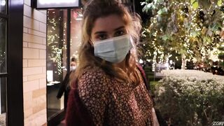 greta-yarbrough-christmas-crumbs_