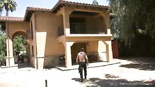 2017-08-04-kink-42392-blue-collar-justice_low