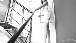 Slim-Brazilian-TS-Beauty-With-Thick-Cock-Lanah-Frias-ALT039_720