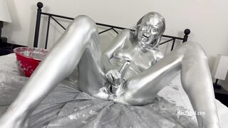 2024-09-02-messygirl-1231-amber_is_orgasmic_in_silver