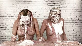 2024-10-10-messygirl-1118-the_messygirl_facial_treatment