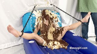 2024-07-26-messygirl-1055-the_carnival_job_6