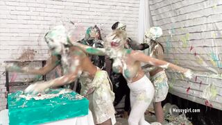 2024-10-23-messygirl-1172-the_great_race_pie_fight