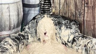 2024-02-26-messygirl-1196-slop_covered_cruella