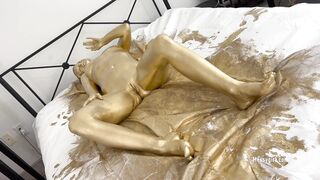 2024-11-07-messygirl-1122-golden_and_orgasmic_tori