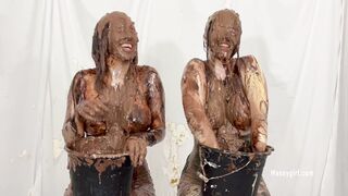 2024-06-12-messygirl-1153-talking_shop_with_zoey_and_penelope