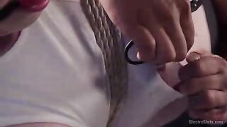 2016-03-24-kink-39856-the-electroslut-next-door_low
