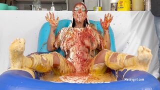 2024-10-02-messygirl-1169-a_four_course_meal_on_megan