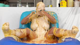2024-10-02-messygirl-1169-a_four_course_meal_on_megan