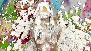 2024-10-21-messygirl-1238-the_well_respected_pied_teacher
