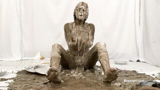 2024-04-25-messygirl-1094-payton_becomes_a_messygirl